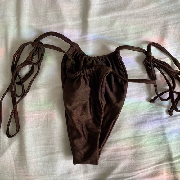 Mai Mia. Triangle Brown Bikini Set. Size M - Picture 5 of 8